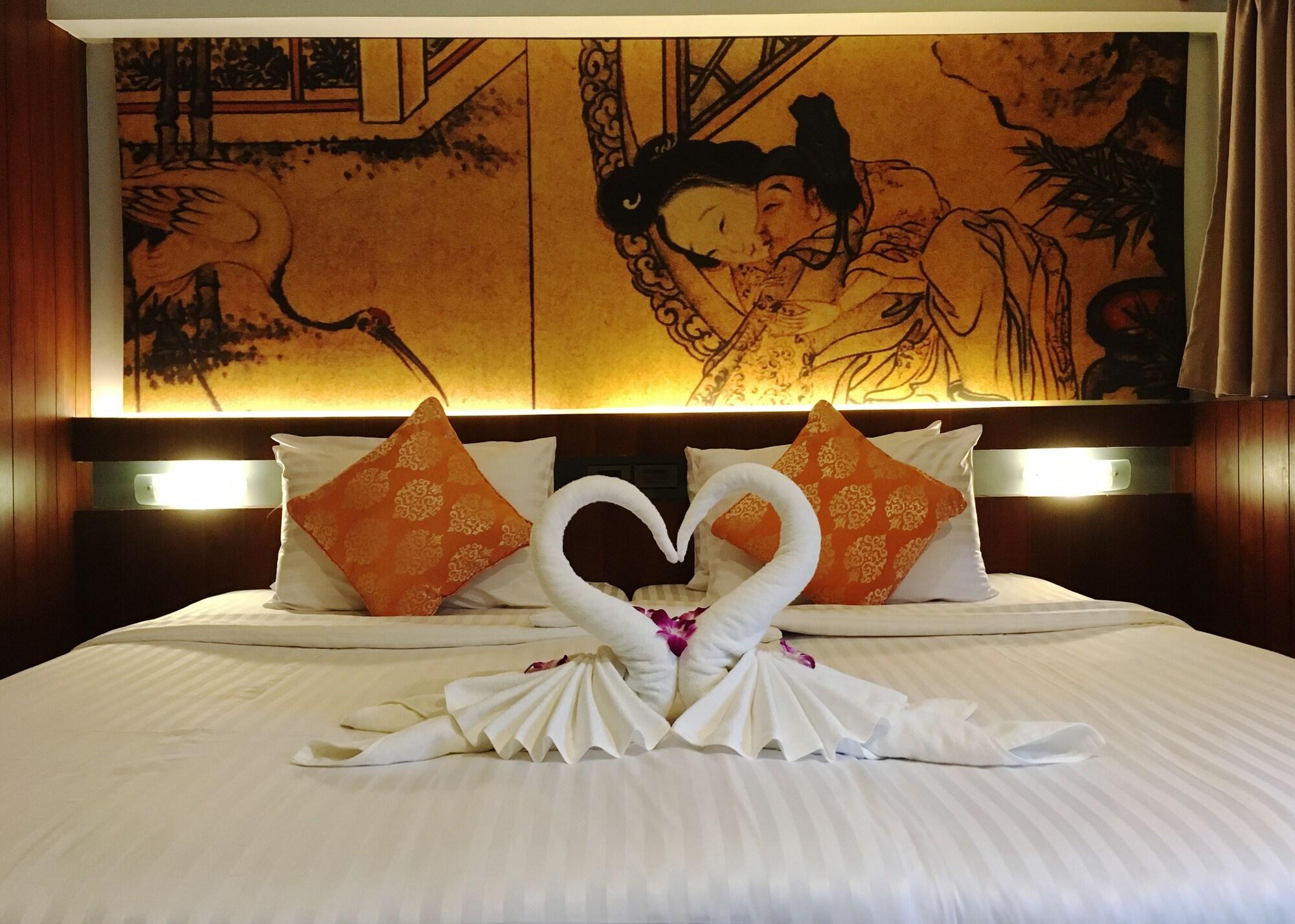 Lap Roi Karon Beachfront By Shanaya מראה חיצוני תמונה