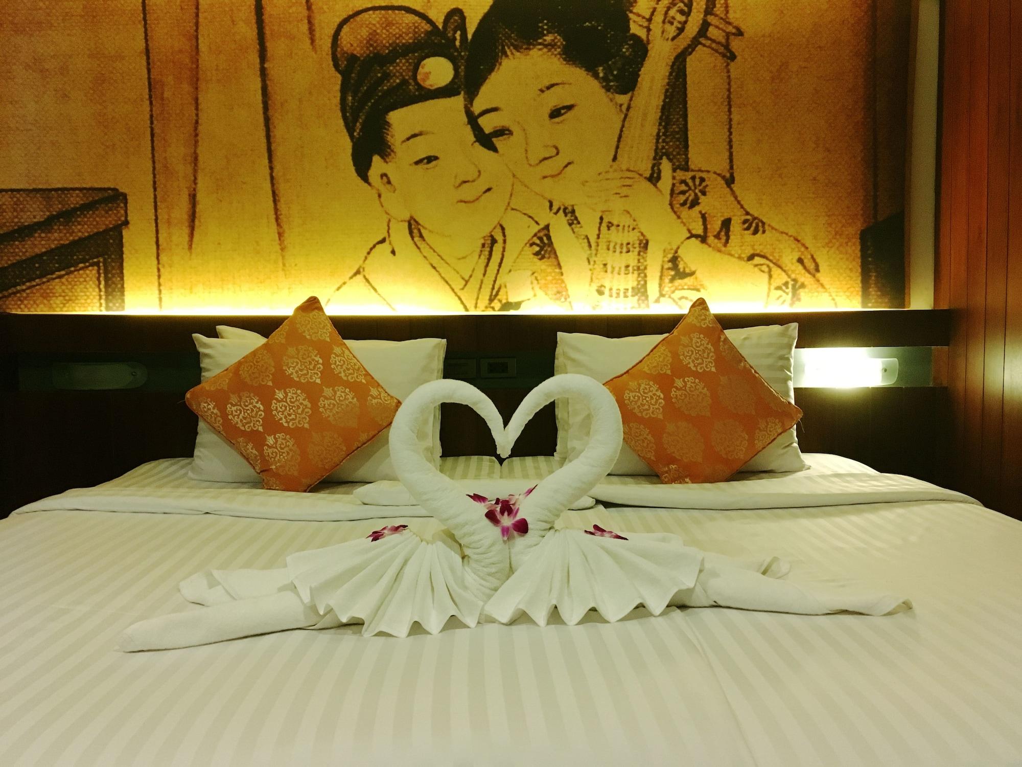 Lap Roi Karon Beachfront By Shanaya מראה חיצוני תמונה