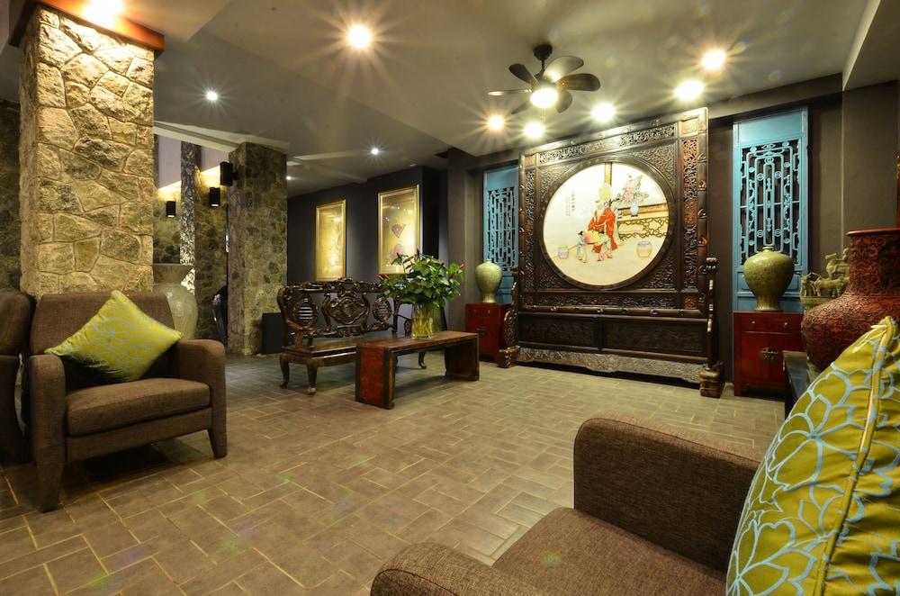Lap Roi Karon Beachfront By Shanaya מראה חיצוני תמונה