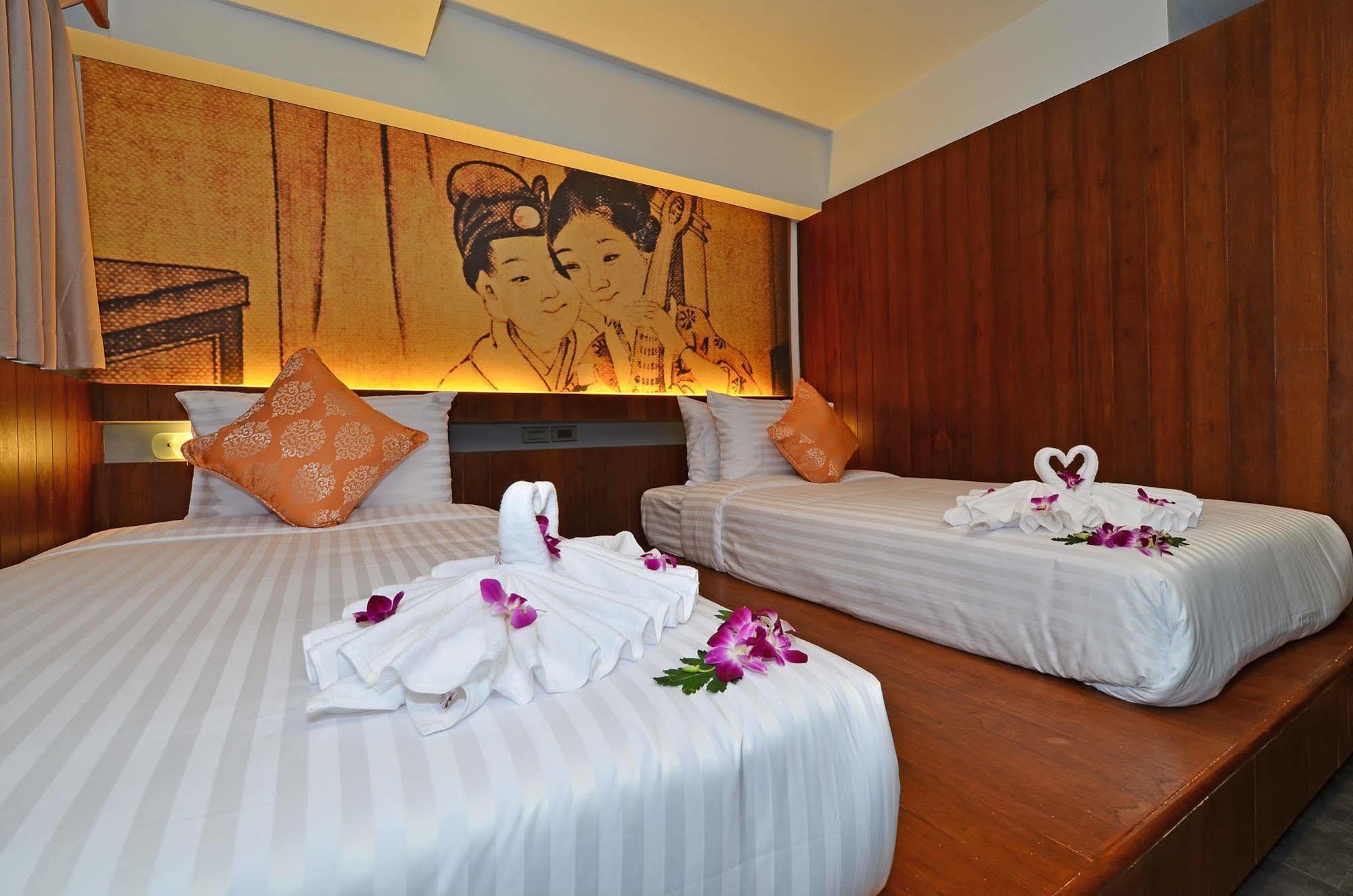 Lap Roi Karon Beachfront By Shanaya מראה חיצוני תמונה